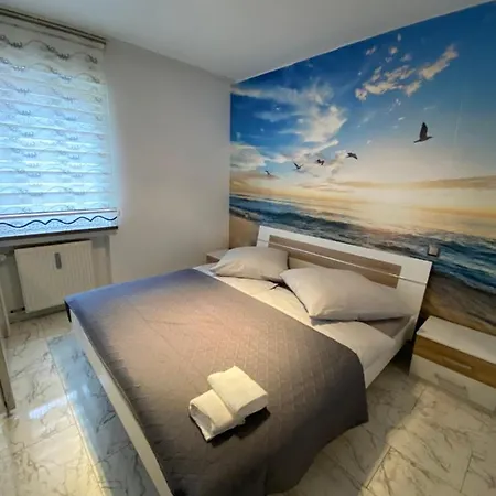 Apartamento 4 Zw M. Blick V. Balkon Auf Lech Augsburgo